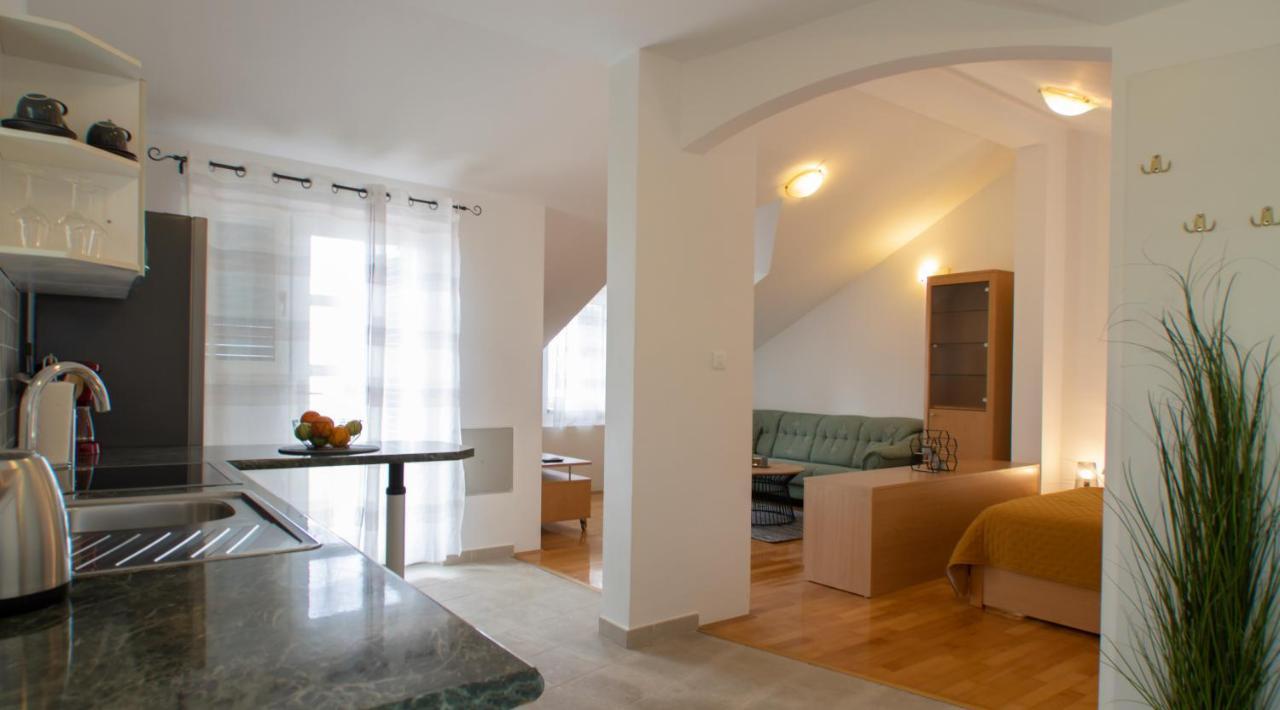 Mozart Apartments Baška Voda المظهر الخارجي الصورة