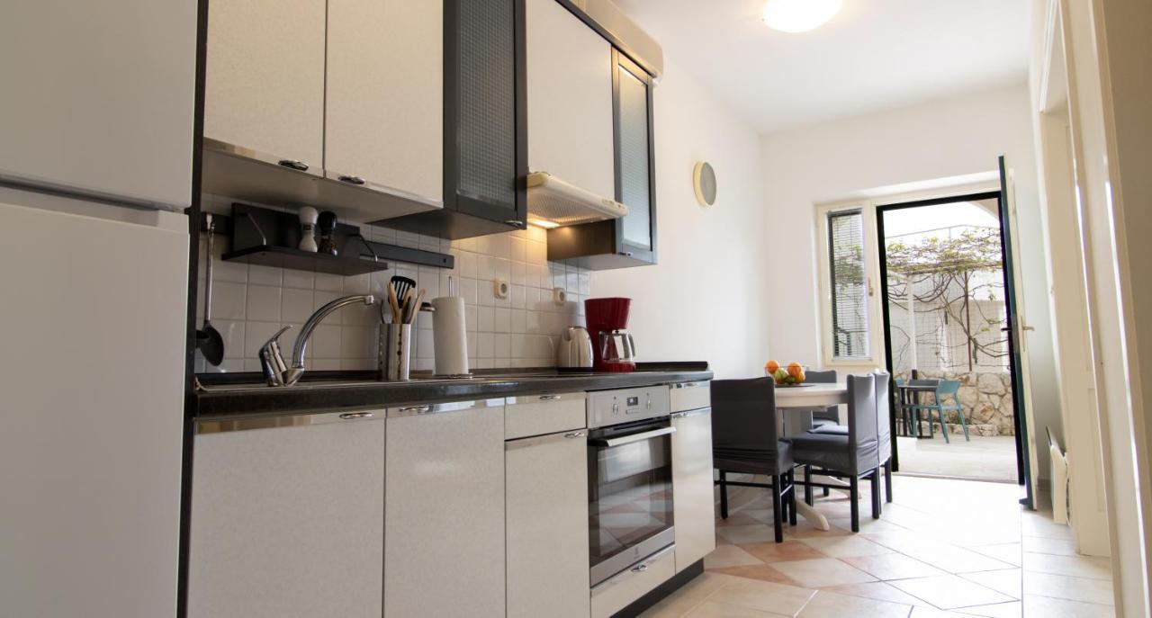 Mozart Apartments Baška Voda المظهر الخارجي الصورة